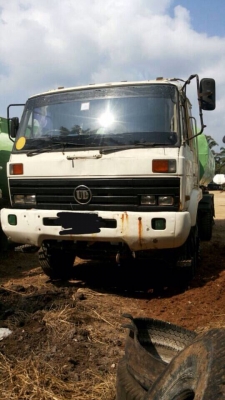 10ลัอ2เพลาบรรทุกน้ำ 230แรง NissanUD. CW430M...รถมี3คัน. สภาพดี. เล่มพร้อม