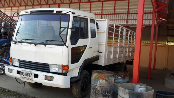 หกล้อFUSO FK415 รถห้างแท้ หกล้อFUSO FK415 รถห้างแท้