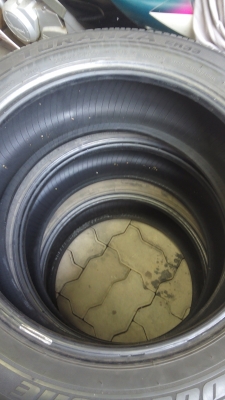 ยางขอบ17หมดนี่2000