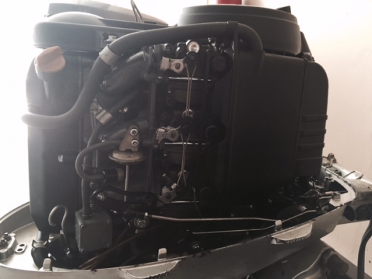 ขายเครื่องเรือ Honda 50 สตาร์ทไฟฟ้า ไม่มีทริม ขายเครื่องเรือ Honda 50 สตาร์ทไฟฟ้า ไม่มีทริม