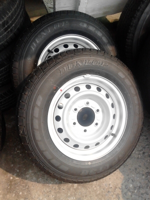 215/70R15 DUNLOP SP LT36  ใหม่ ( 15 X6 1/2 JJ.)  ปี2014  ชุด 4  ล้อ    TEL.081-427-3941