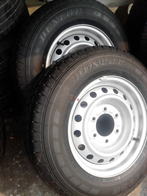 215/70R15 DUNLOP SP LT36  ใหม่ ( 15 X6 1/2 JJ.)  ปี2014  ชุด 4  ล้อ    TEL.081-427-3941