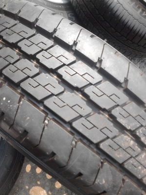 215/70R15 DUNLOP SP LT36  ใหม่ ( 15 X6 1/2 JJ.)  ปี2014  ชุด 4  ล้อ    TEL.081-427-3941