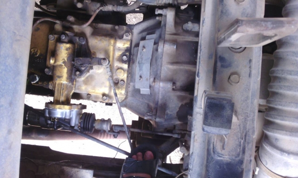 ขายรถสิบล้อFM3Hดั้มกะบะมีเนียมเครือง195แรงม้าปี37รถสวย