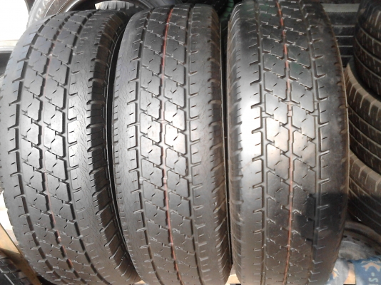 195R14   BRIDGESTONE LEO 677  มี 3 เส้น   โทร.081-427-3941