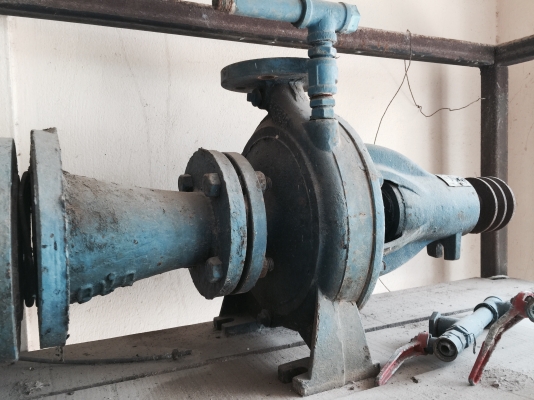 หอยโข่งสูบน้ำแรงดันสูง2.5แรงม้า..(.มี2ชุด)แลัวาล์วประตูน้ำแรงดันสูง 3นิ้ว