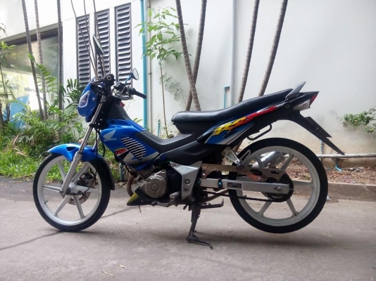 ขายถูกๆ sonic ปี2547รถบ้านราคาประหยัด เล่มเอกสารครบ