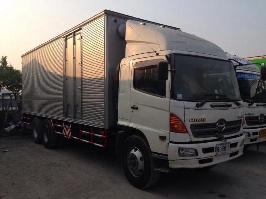 ขายรถ10ล้อHINO MEGA FL เพลาเดียว เครื่อง220แรงม้า ยูโร 3 สภาพสวยมาก ยาว7.5เมตร สนใจติดต่อ089-8914921 คุณตุ๊กตา