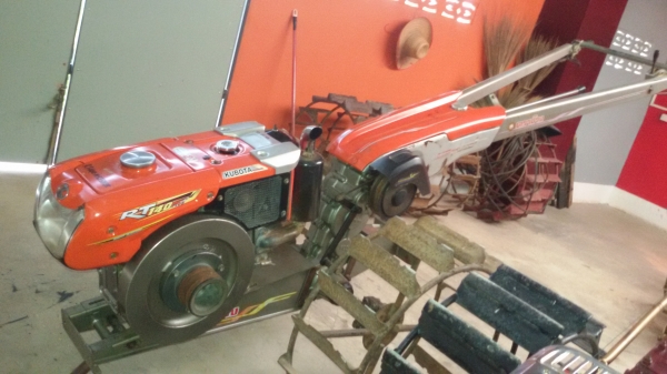 ขายเครื่องอาที 140 พร้อมหางสยามพรัส ราคา62500บาท  จะชื่อแต่เครื่องก็ได้ราคาอาที140ราคา36000 ชื่อแต่โครงสยามพรัสก็ได้  ราคา26000บาทราคานี้ยังต่อรองได้นะครับรถอยู่วังบัวคลองขลุง กำแพงเพชร โทร0813655997อำพร พาเจริญ