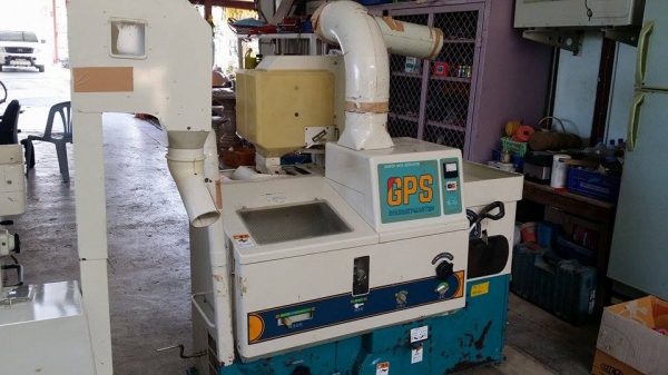 เครื่องสีข้าวกล้องเก่าญี่ปุ่น  SATAKE  GPS 350ฺ (1)  สภาพสวย เครื่องพร้อมใช้งาน  ไม่เคยใช้งานในไทย