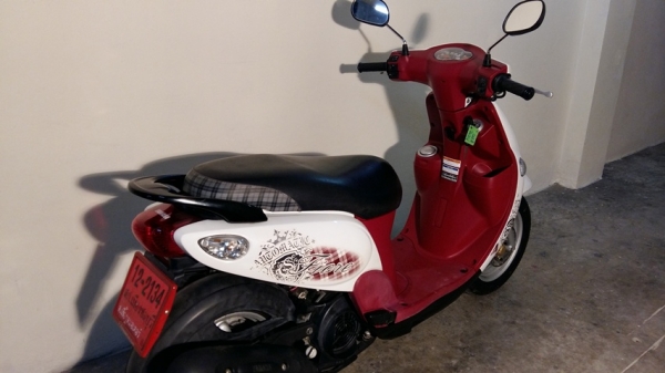 fiore สีขาวแดง สีสวยขายดี รถเดือน มี ค.ปี 55 ไมล์ 6 พันโล ล้อแมกซ์ หัวฉีดประหยัดน้ำมัน แถม 3 รายการ 24900