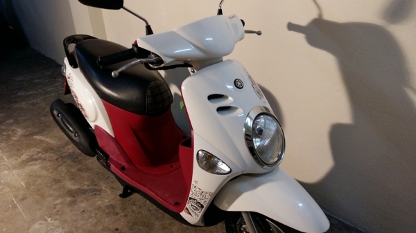 fiore สีขาวแดง สีสวยขายดี รถเดือน มี ค.ปี 55 ไมล์ 6 พันโล ล้อแมกซ์ หัวฉีดประหยัดน้ำมัน แถม 3 รายการ 24900