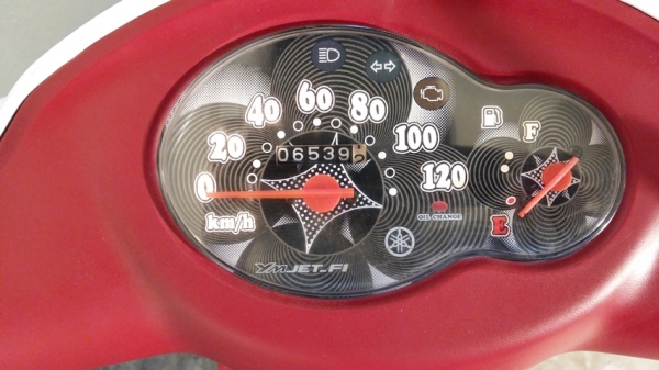 fiore สีขาวแดง สีสวยขายดี รถเดือน มี ค.ปี 55 ไมล์ 6 พันโล ล้อแมกซ์ หัวฉีดประหยัดน้ำมัน แถม 3 รายการ 24900