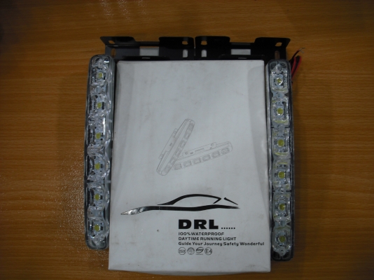 ไฟLEDติดเพื่อการส่องสว่างในการขับขี่