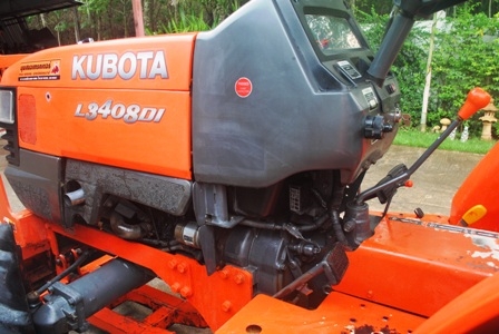 ขายรถไถ Kubota L 3408 DI (4WD) พร้อมมีดดันหน้า และผานพรวนช้าง สีเดิม รถพร้อมใช้งานครับ ขายรถไถ Kubota L 3408 DI (4WD) พร้อมมีดดันหน้า และผานพรวนช้าง สีเดิม รถพร้อมใช้งานครับ