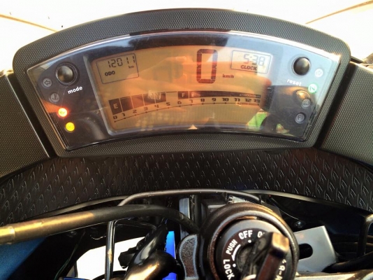 SALE BIKEZA ขายด่วนๆเพียง 139000KAWASAKI NINJA 650 ABS ปี2009 คับ วิ่งน้อยเพียง 12xxxโล เอกสารครบโอนขนส่งต่อภาษี พรบ.มาครบ รถเดิมๆคับ SALE BIKEZA ขายด่วนๆเพียง 139000KAWASAKI NINJA 650 ABS ปี2009 คับ วิ่งน้อยเพียง 12xxxโล เอกสารครบโอนขนส่งต่อภาษี พรบ.มาครบ รถเดิมๆคับ