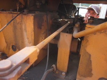 รถบดดิน บดถนน หน้าเหล็กหลังเหล็ก KOMATSU JV15 พร้อมใช้ งาน เก่าญี่ปุ่นแท้ครับ รถบดดิน บดถนน หน้าเหล็กหลังเหล็ก KOMATSU JV15 พร้อมใช้ งาน เก่าญี่ปุ่นแท้ครับ