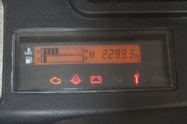 ขายรถโฟล์คลิฟท์ TOYOTA รุ่น 8FG25 ราคา 355,000 บาท นำเข้าจากประเทศญี่ปุ่น 100\% ไม่เคยใช้งานในประเทศไทย