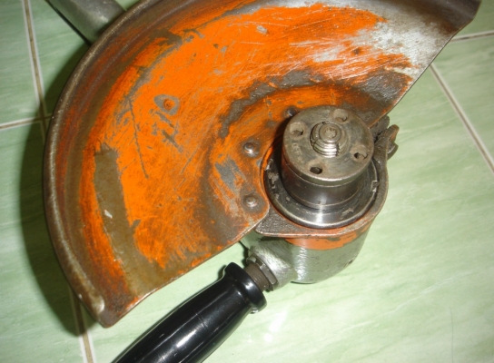 ขายเครื่องเจียร์ลมNPK รุ่น nag-230e  ใบ9นิ้ว MADE IN JAPAN