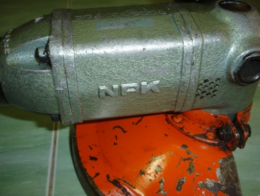 ขายเครื่องเจียร์ลมNPK รุ่น nag-230e  ใบ9นิ้ว MADE IN JAPAN