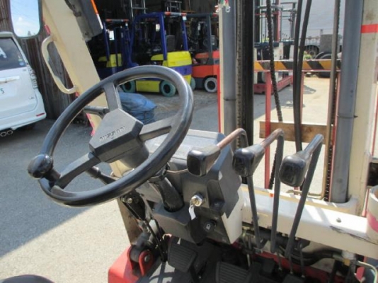 ขายรถโฟล์คลิฟท์มือสอง NISSAN รุ่น J01 นำเข้าจากประเทศญี่ปุ่น 100\% ไม่เคยใช้งานในประเทศไทย ขายรถโฟล์คลิฟท์มือสอง NISSAN รุ่น J01 นำเข้าจากประเทศญี่ปุ่น 100\% ไม่เคยใช้งานในประเทศไทย