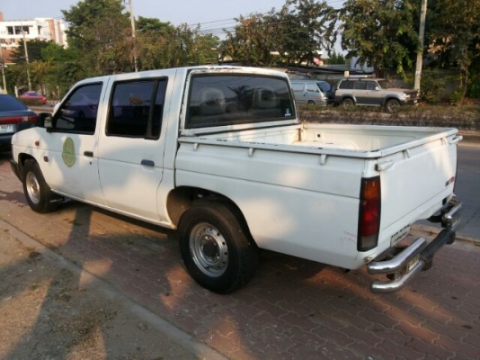 BIG 4 ประตู มือเดียว ฝาแดง 2500 cc ใชัน้อย ขายถูก BIG 4 ประตู มือเดียว ฝาแดง 2500 cc ใชัน้อย ขายถูก