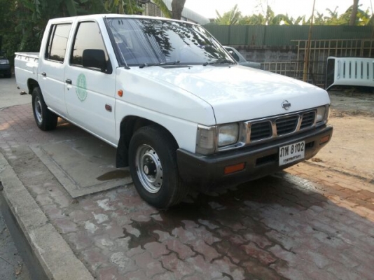 BIG 4 ประตู มือเดียว ฝาแดง 2500 cc ใชัน้อย ขายถูก BIG 4 ประตู มือเดียว ฝาแดง 2500 cc ใชัน้อย ขายถูก