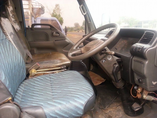 ขาย6ล้อดั้ม3คิว สภาพสวยพร้อมใช้งาน เครื่องดี แคชซีสวย กระบะดั้มมิเนียม ภายในสวย แอร์เย็น เฟืองท้ายใหญ่6น็อต เอกสารพร้อมโอน สนใจโทร 090-8588220คุณนะ 093-3258446คุณนะ ID:narong498 หรือ www.truck.in.th/498 หรือfb:ณรงค์ ซื้อขายรถมือสอง(เว็บไซต์ส่วนตัว)