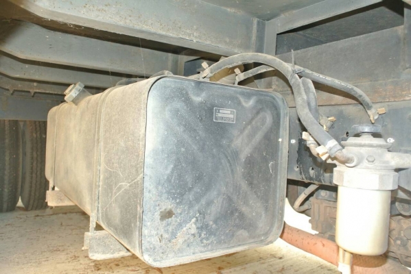 ISUZU NKR  ยอดจัดไฟแนนซ์ได้ 400,000 บาทคะ