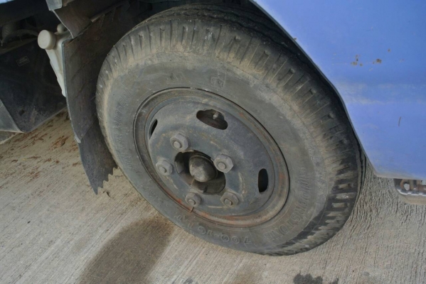 ISUZU NKR  ยอดจัดไฟแนนซ์ได้ 400,000 บาทคะ