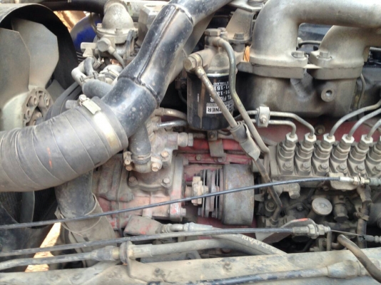 รถบรรทุก 10 ล้อ พื้นเรียบ HINO FL176 ปีจดทะเบียน 2546