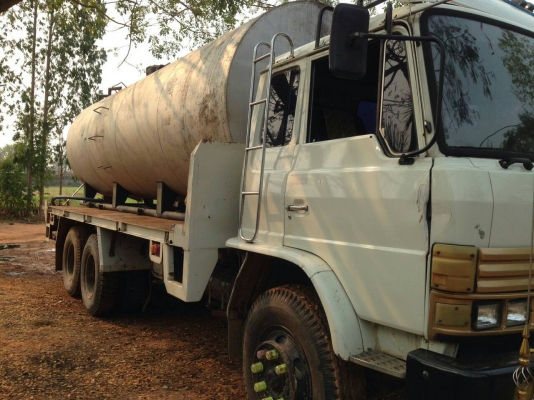 รถบรรทุก 10 ล้อ พื้นเรียบ HINO FL176 ปีจดทะเบียน 2546