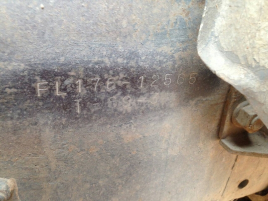 รถบรรทุก 10 ล้อ พื้นเรียบ HINO FL176 ปีจดทะเบียน 2546