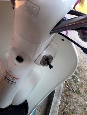 ขาย HONDA SCOPPY 50cc4จังหวะ สตาร์ทมือ+เท้าใช้ได้ครบ สีสวยเครื่องดี