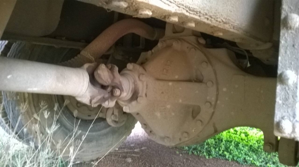 ขายรถล่อง 10 ล้อเพลาเดียว HINO KT925 เครื่อง HO7C 180 แรงม้า วางหัว F18 คัสซีสวยตลอดเส้น พวงมาลัยพาวเวอร์ ทะเบียนพร้อมโอนครับ