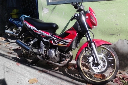 ขายโซนิค 125 สตาร์ดมือ ชัก 2 เครื่องแน่นเด้งๆ ชุดโอนพร้อม 12500