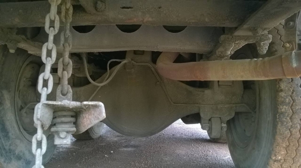 ขายรถล่อง 10 ล้อ เพลาเดียว HINO KT925 วางหัวไฮเทค เครื่อง EH700 168 แรงม้า คัสซีสวย พวงมาลัยพาวเวอร์ ทะเบียนพร้อมโอนครับ