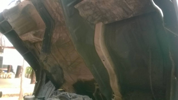 ขายไอ้หลงเทอร์โบ FN527M-TF ซีเรียล 5006 ดั้มสามมิตร เครื่องเดิม 6D16 220 แรงม้า คัสซีสวยจัดตลอดเส้น เกียร์เสื้อลาย 10 สปีด แอร์เย็น ทะเบียนพร้อมโอนครับ