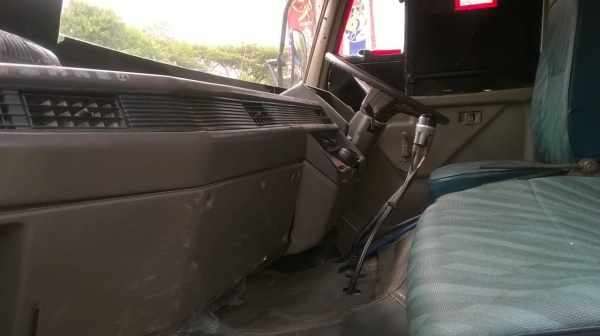 ขายไอ้หลงเทอร์โบ FN527M-TF ซีเรียล 5006 ดั้มสามมิตร เครื่องเดิม 6D16 220 แรงม้า คัสซีสวยจัดตลอดเส้น เกียร์เสื้อลาย 10 สปีด แอร์เย็น ทะเบียนพร้อมโอนครับ