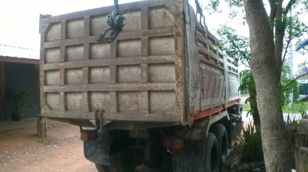 ขายไอ้หลงเทอร์โบ FN527M-TF ซีเรียล 5006 ดั้มสามมิตร เครื่องเดิม 6D16 220 แรงม้า คัสซีสวยจัดตลอดเส้น เกียร์เสื้อลาย 10 สปีด แอร์เย็น ทะเบียนพร้อมโอนครับ