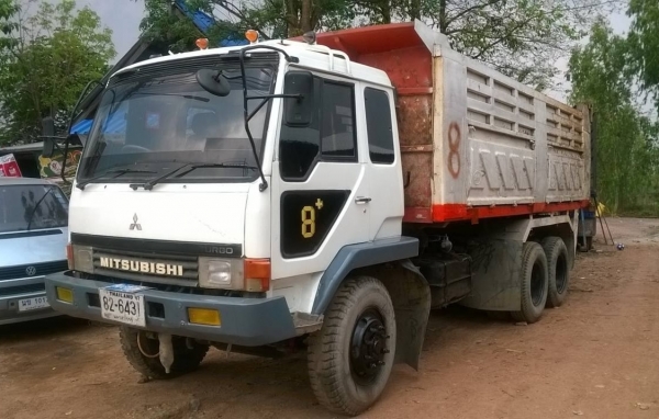 ขายไอ้หลงเทอร์โบ FN527M-TF ซีเรียล 5006 ดั้มสามมิตร เครื่องเดิม 6D16 220 แรงม้า คัสซีสวยจัดตลอดเส้น เกียร์เสื้อลาย 10 สปีด แอร์เย็น ทะเบียนพร้อมโอนครับ