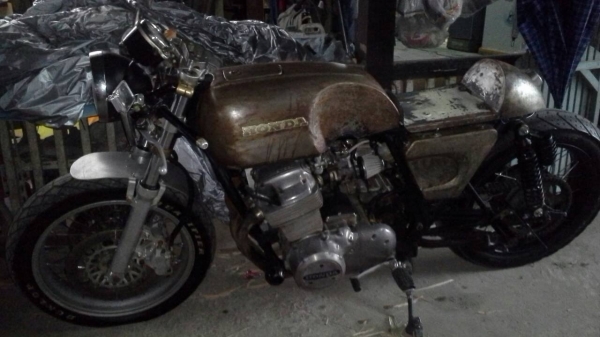 ขาย cb750 8วาล์ว  cafae