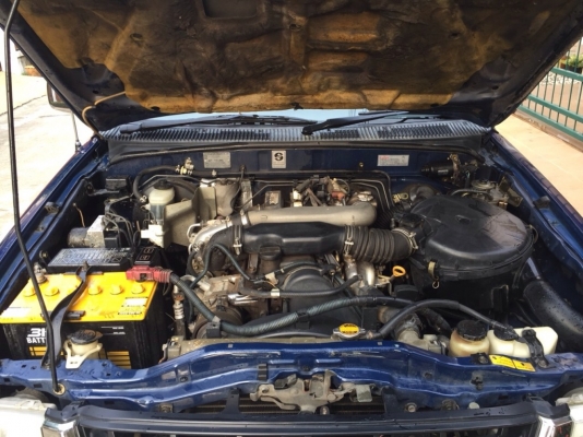 4X4โฟร์วิน เครื่องD2D เกียร์M/T 4X4โฟร์วิน เครื่องD2D เกียร์M/T