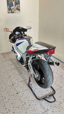 ขาย Suzuki Gsxr1000 Year2002 สภาพพร้อมไช้