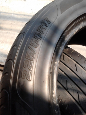 225/55R17 FIRESTONE TZ700 มี 2 เส้น ปี 2013  TEL.081-427-3941