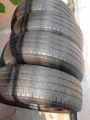 215/70R15 MICHELIN AGILIS ชุด 4 เส้น TEL.081-427-3941