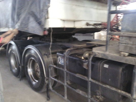 รถอีซูซุ 10 ล้อ หัวลาก  GXZ  320 แรงม้า. ปี 49  ( ขายแม่ , ลูก. )   สนใจติดต่อ 081 - 6079515