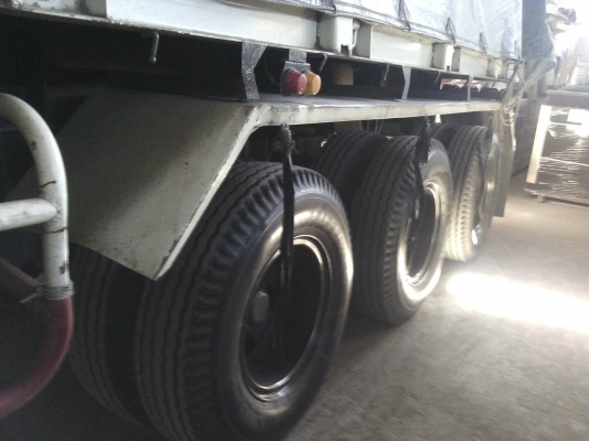 รถอีซูซุ 10 ล้อ หัวลาก  GXZ  320 แรงม้า. ปี 49  ( ขายแม่ , ลูก. )   สนใจติดต่อ 081 - 6079515