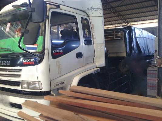 รถอีซูซุ 10 ล้อ หัวลาก  GXZ  320 แรงม้า. ปี 49  ( ขายแม่ , ลูก. )   สนใจติดต่อ 081 - 6079515