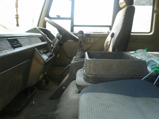 รถมิตซู  10  ล้อดั้ม  FN527M - TF   220 แรงม้า.  ปี 39   ( ซีเรี้ยน 7,xxx กว่า. )   สนใจติดต่อ 081 - 6079515